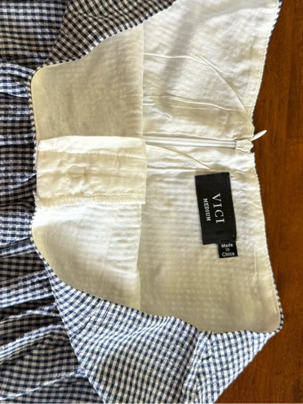 VICI Black White Gingham Bubble Hem Mini Skirt Medium Zip Back NWOT - Picture 3 of 3